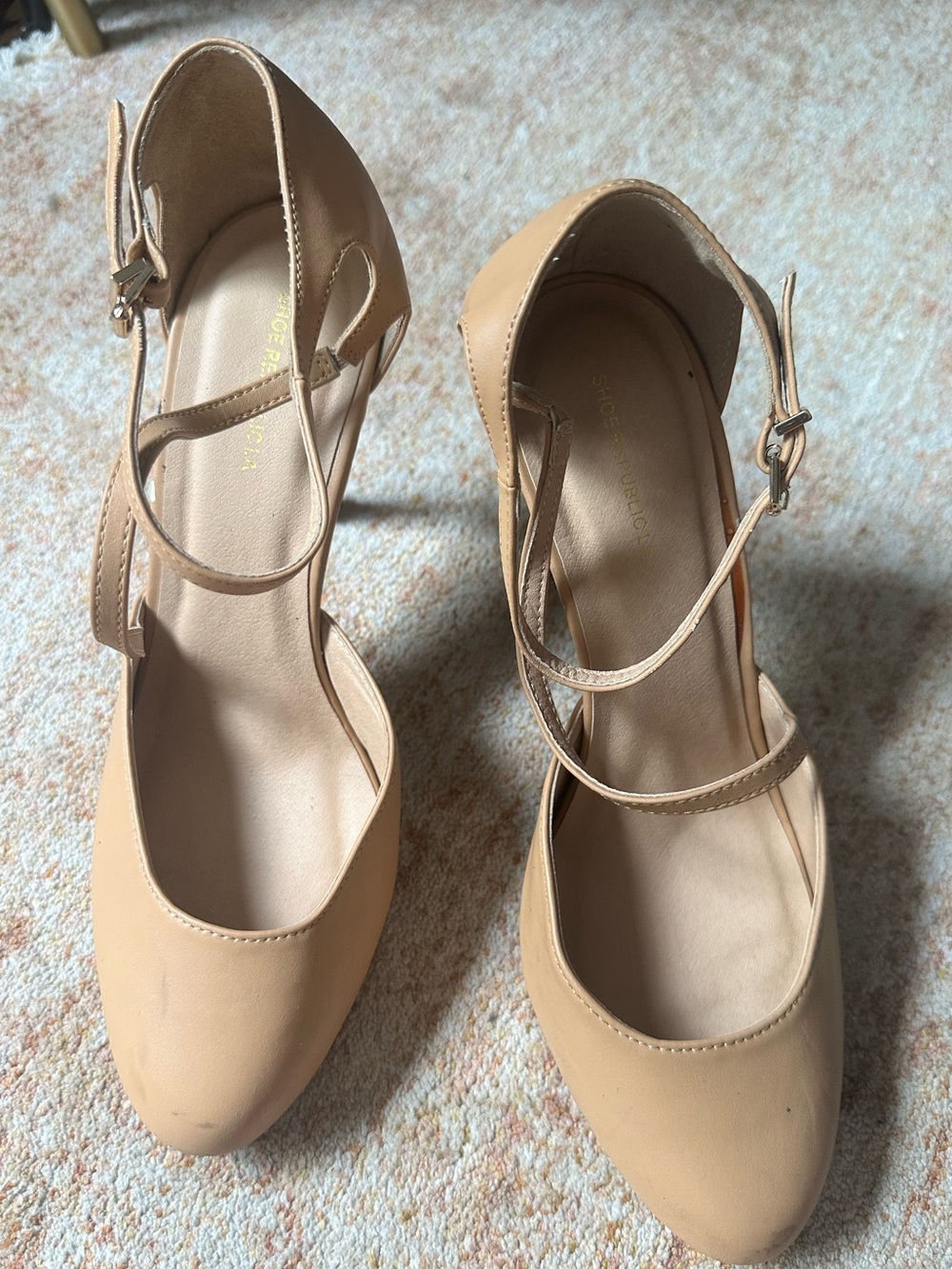 Nude Buckle strap heels. Shoe republic La - Size 10